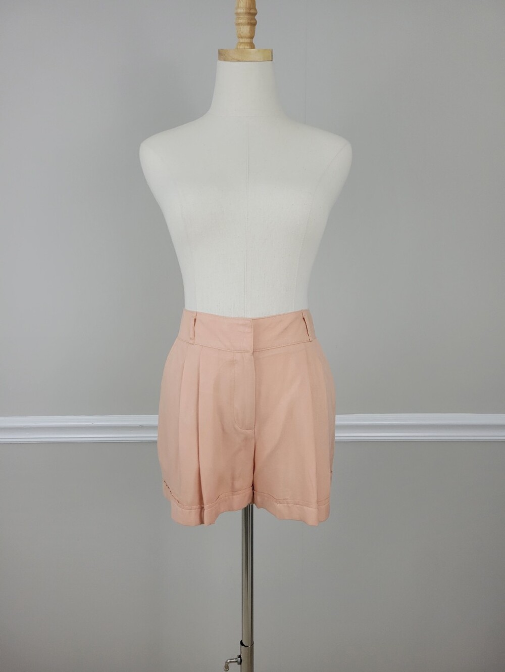 Forever 21 Peach High-Waist Pleated Shorts